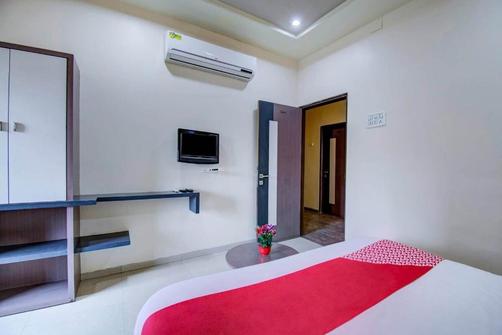 Hotel Neelam