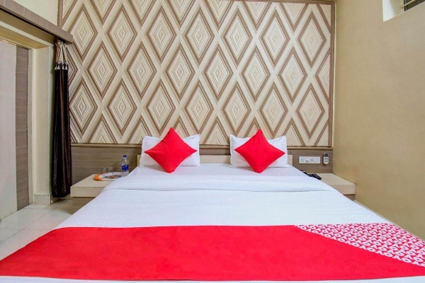 Hotel Neelam image 4